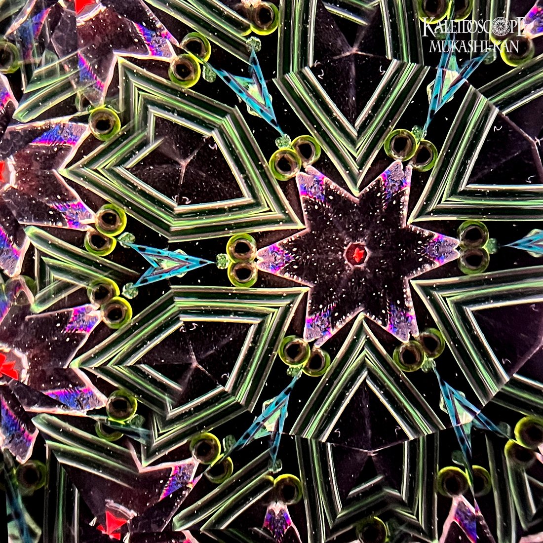 雪ん子】赤／青／緑 by Yoshiko and Takeo Matsumoto ミラーシステムや