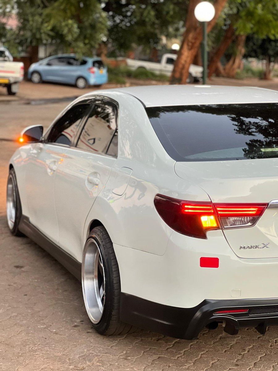 J E T H R O 🇿🇼 tweet media