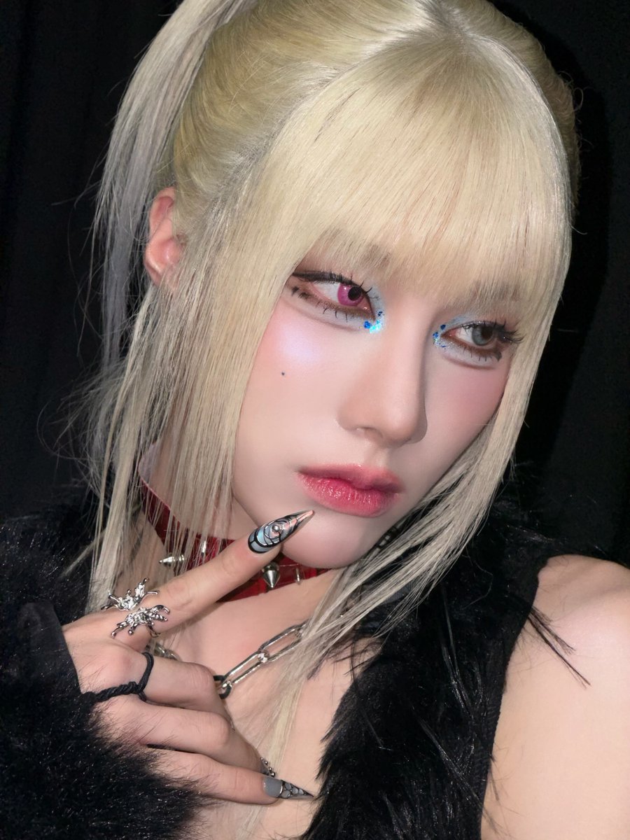 [📸]

𝟮𝟬𝟮𝟲 𝗫𝗟𝗢𝗩 𝟭𝘀𝘁 𝗔𝗡𝗡𝗜𝗩𝗘𝗥𝗦𝗔𝗥𝗬 𝗙𝗔𝗡 𝗖𝗢𝗡𝗖𝗘𝗥𝗧 <𝗙𝗜𝗥𝗦𝗧 𝗟𝗢𝗩𝗘>

#XLOV #엑스러브 
#RUI #루이
#FIRST_LOVE