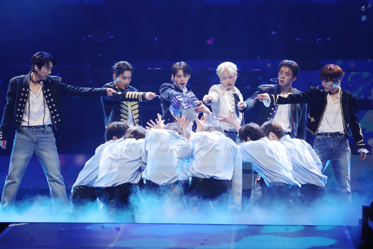orangetionman's tweet photo. 260110 첫콘
우린 간다 신세계로 Higher

#온앤오프 #ONF https://t.co/5mvv9jtrip