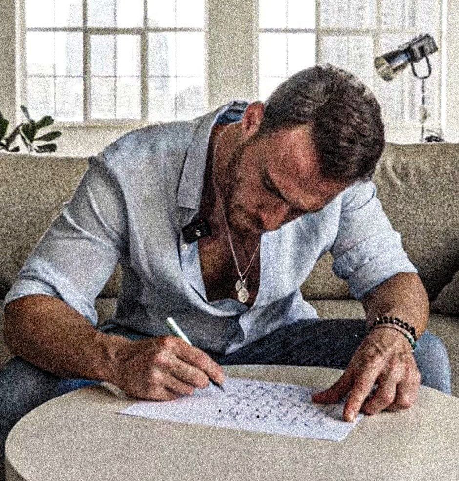 La creatividad forma parte de tu esencia ✨
#KeremBürsin