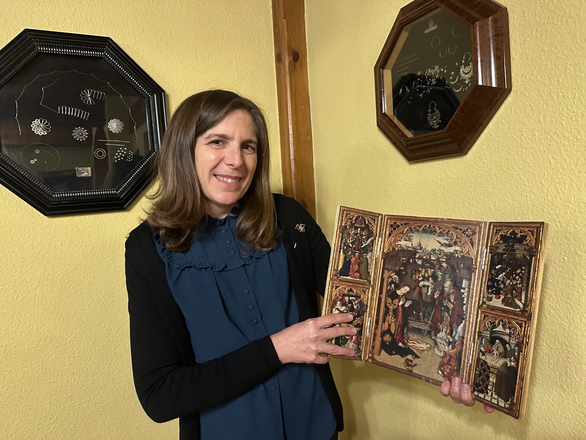 Hoy en #ElPicaporte de <a href="/esradio_cyl/">esRadio Castilla y León</a> hablamos con Charo García de Arriba (<a href="/Charogatamames8/">Charo</a>) sobre su investigación  para recuperar el tríptico del Zarzoso que actualmente se encuentra en el #MuseodelPrado