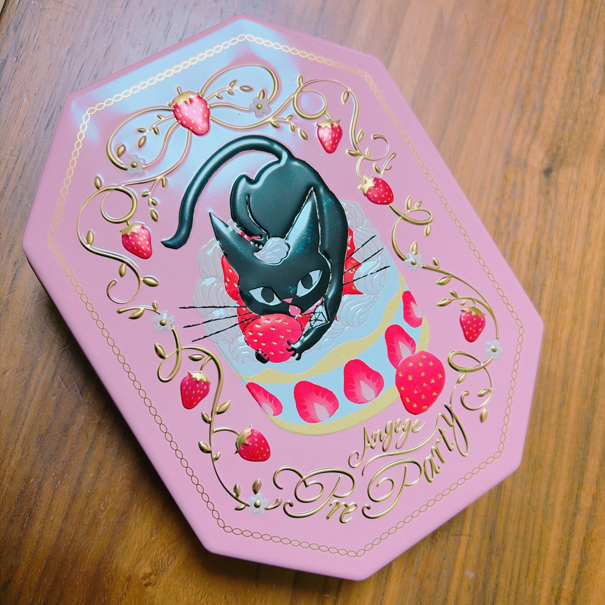 黒ねこ意匠®️2月東京個展 (@kuroneko_robin) / Posts / X