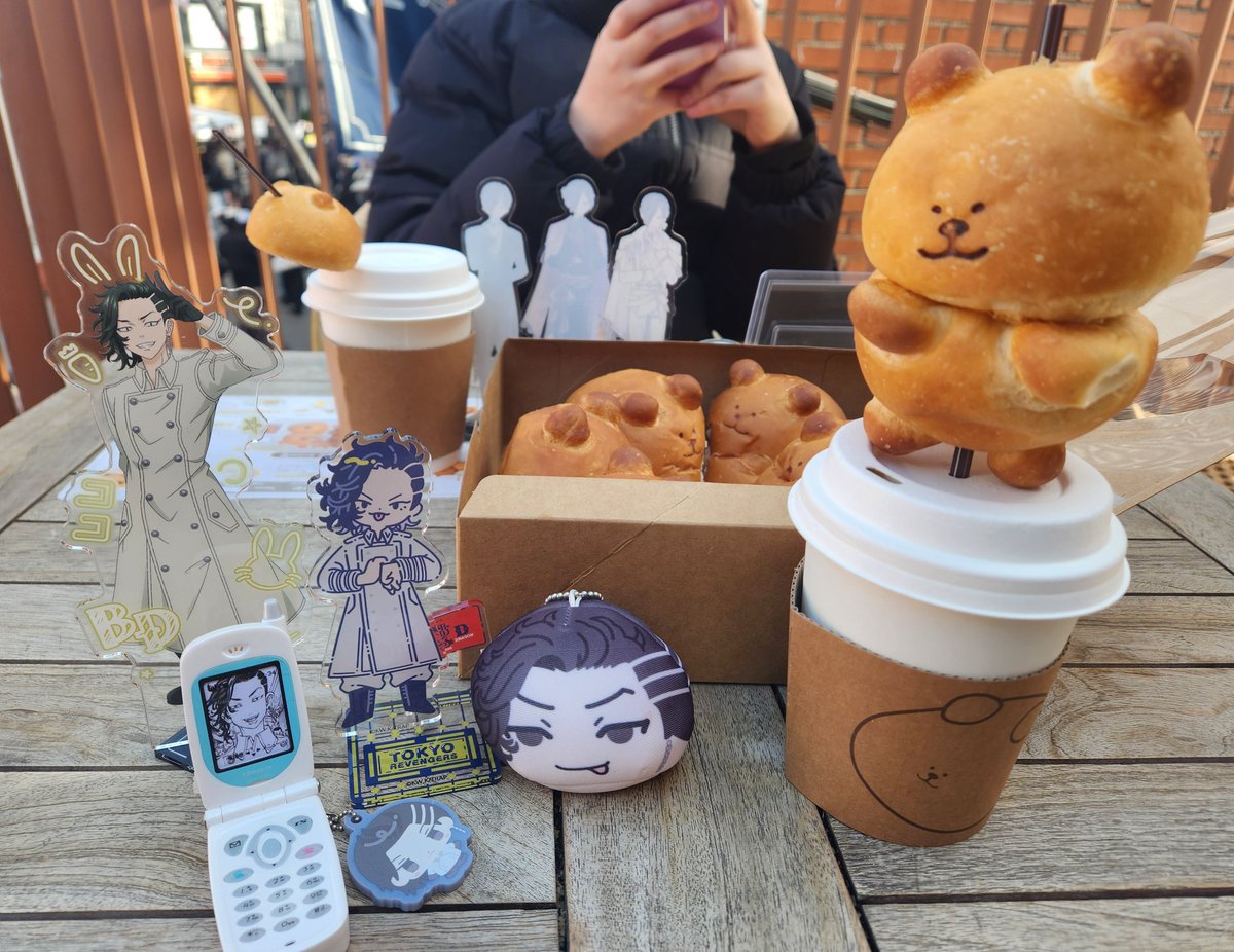 fish_cake_0401's tweet photo. 오늘 짱 귀여운 카페 다녀왔어요 https://t.co/z5ocqaVOqw