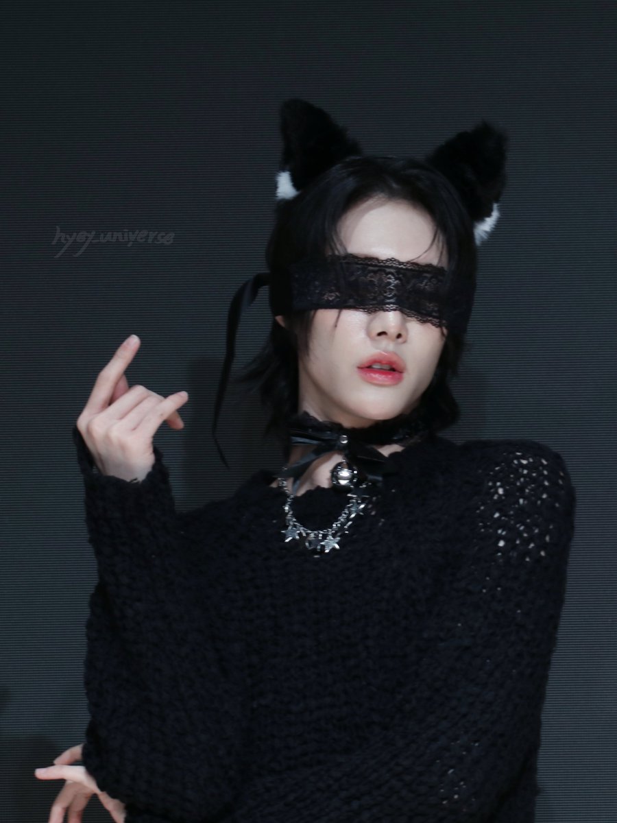 hyey_universe's tweet image. 260110 점프업
𝖒𝖊𝖔𝖜
#XLOV #엑스러브
#RUI #루이
#5201228사랑행