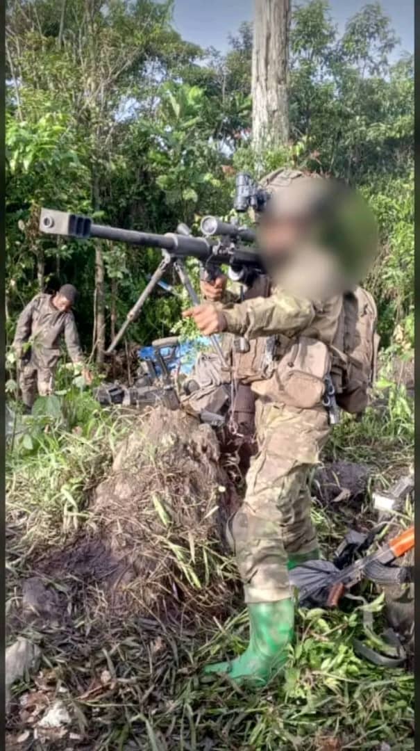 NSANGANA029_'s tweet photo. #RDC, guerre dans l'est: Les affrontements sont en-cours entre les terroristes Rwandais du #M23_RDF face aux #FARDC soutenus par les #Wazalendo à #Katongo, territoire d'uvira, au Sud-Kivu.
Plusieurs morts sont signalées côté Rwandais, sans oublier que c'est eux qui ont provoqué. https://t.co/vEKXKvxV2B