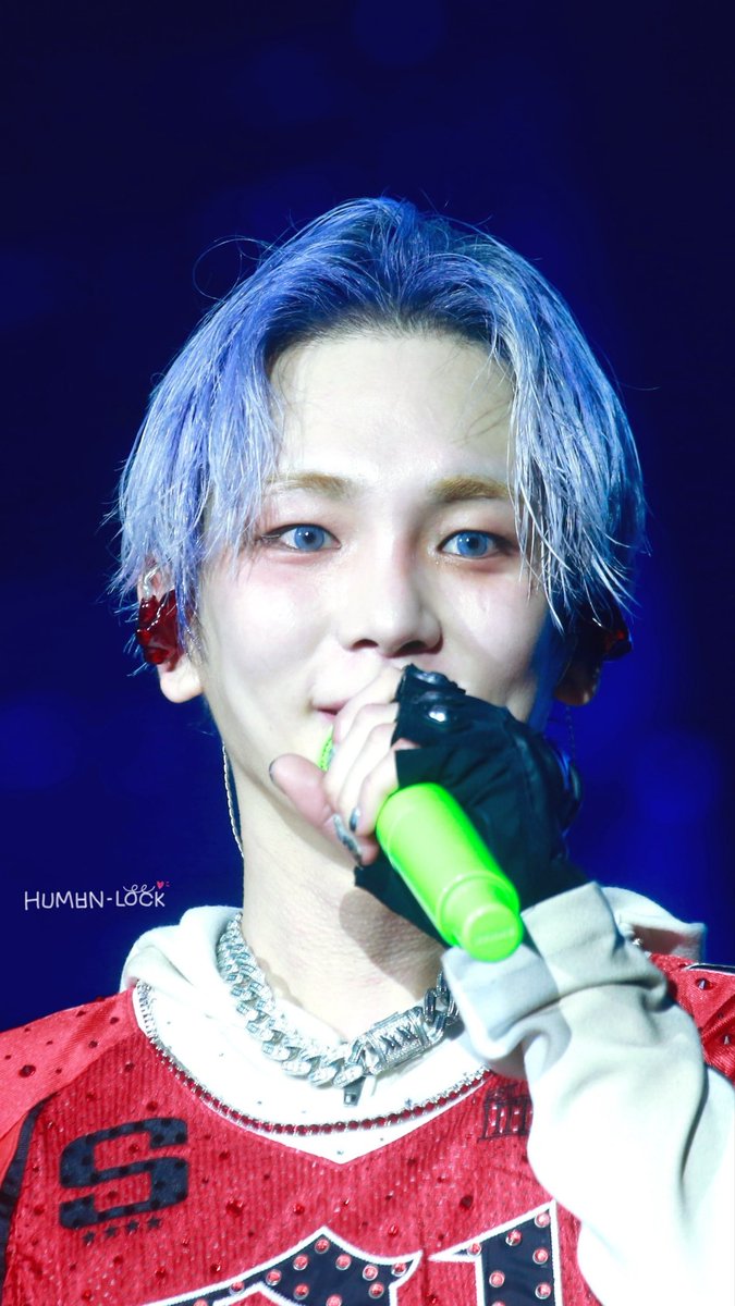 human-lock tweet media