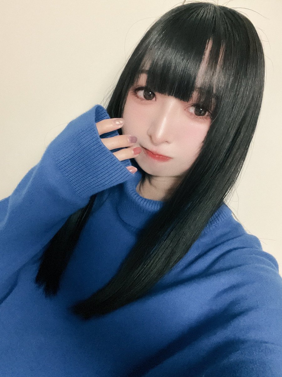 先日無事仕事始めしました🐴 年始からお芝居ができることに感謝です🎍 年初めから沢山笑いました！ 今年も頑張ります💪