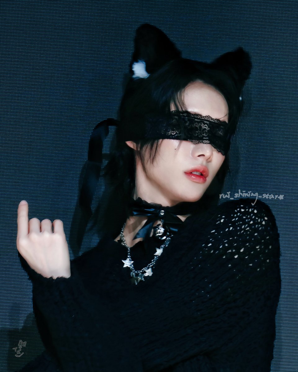 rui_sTING's tweet image. 260110 점프업
🐈‍⬛🖤
#XLOV #엑스러브 
#루이 #Rui #陳冠叡 #천관루이  #กวานรุ่ย #チェンクァンルイ