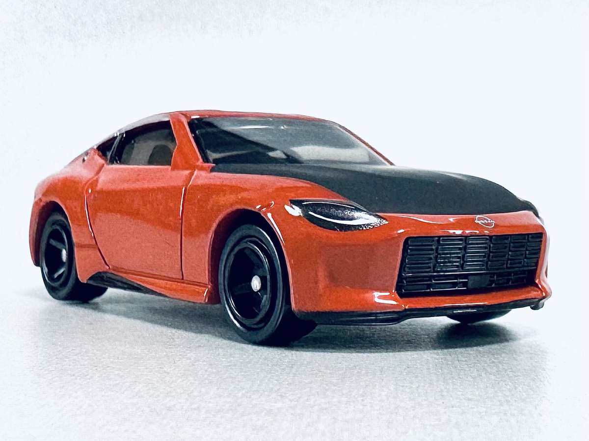 日産 フェアレディZ カスタマイスドデザイン仕様 1月発売のトイザらス