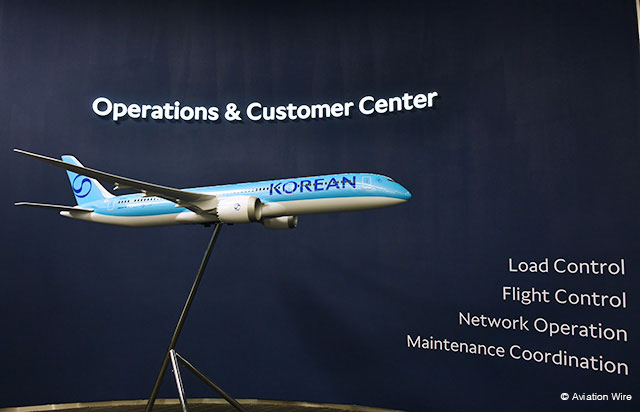 Aviation_Wire's tweet photo. 同一フロアに両社OCC、顧客サービスにも注力　特集・アシアナ統合控えた大韓航空のいま #大韓航空
https://t.co/v8Kcm7qAmR https://t.co/BMjqu5HWOc