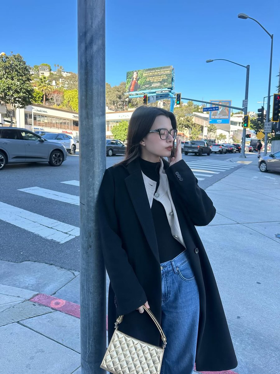 Just becky enjoy her time 🥹🤏 #BeckyInLA #beckysangels