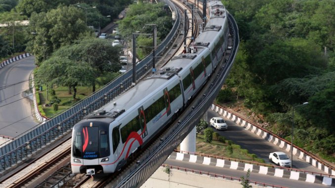 Siege4570's tweet photo. Delhi boosts infrastructure spending in FY26

The Delhi government has increased its revised infrastructure outlay to ₹30,248 crore, signalling a strong push for transport, metro expansion, and urban development.

🔹 Capital outlay raised from ₹28,115 crore to ₹30,248 crore
🔹 Transport (roads & bridges) increased from ₹12,952 crore to ₹16,024 crore
🔹 Delhi Metro (DMRC) allocation enhanced to ₹5,046 crore
🔹 Urban development spending at ₹11,754 crore
🔹 Education budget revised upward to ₹20,702 crore
🔹 Higher allocations for Delhi Jal Board and DTC to strengthen water supply and public transport

The revised estimates underline a sharper focus on urban mobility, infrastructure capacity and service delivery in the national capital.

#Delhi #Infrastructure