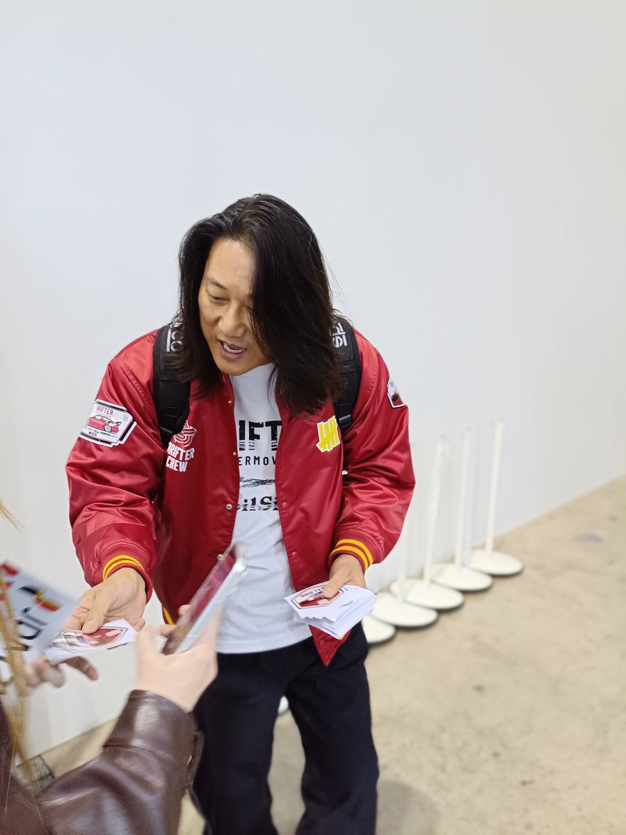 ヴェイルサイドブースにて サンカンさんのサイン入りポスター頂きまし