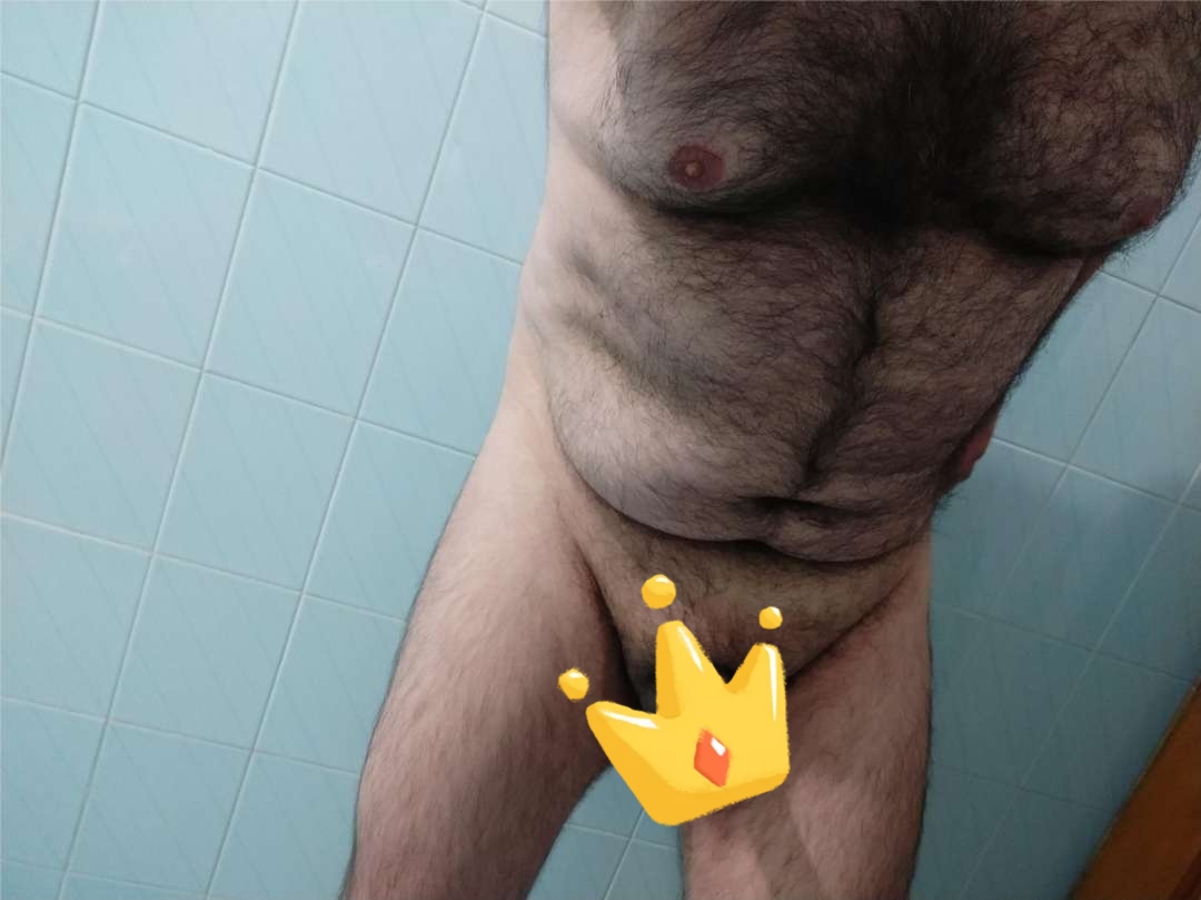 İstanbul dan bear tarz aktifim. Bear tarz seven yeri olan erkeksi gizli arkadaşlar ile tanışmak isterim. ( 42 177 105 kıllı göbekli yim) 23-33 yaş arası arkadaşlar tercihim dir. Herkese iyi haftasonlari dilerim.