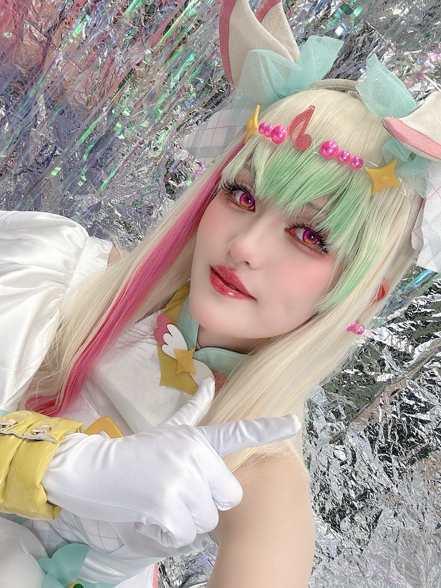 コス始めしました〜🙌🙌🤍
めちゃかわフォト沢山撮ってもらえてはぴはぴ🫶🫶