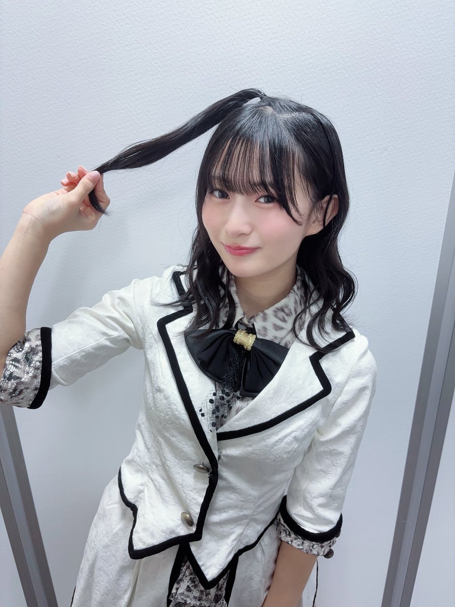 NMB48 9期生 衣笠彩実 生写真 ブロマイドチェキ セット NMB48 9期生 衣笠彩実 生写真 ブロマイドチェキ セット NMB48 衣笠彩実