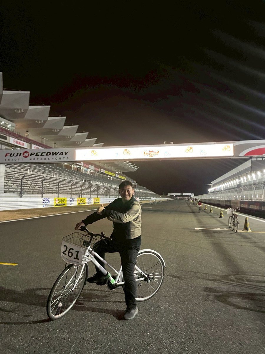 bonbangoo's tweet photo. 《《ご報告》》

本日、富士スピードウェイにて開催された『スーパーママチャリGP 2026』に出場し、ボンバングー氏参加のチームが270位という、どう評価するべきか分からない順位で見事ゴールいたしました🚴‍♂️

今度ともママチャリニストとして宜しくお願い申し上げます。 https://t.co/gLtTjHAQ4w