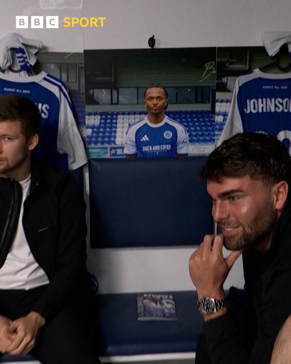 BBCMOTD's tweet image. Ethan McLeod's place in the Macclesfield dressing room 💙