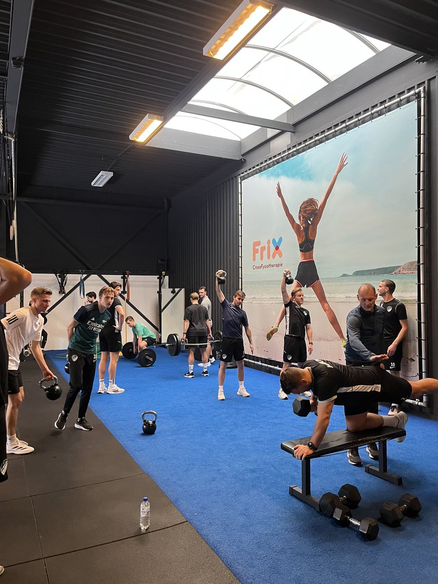 Uitstekende trainingssessie kunnen afwerken bij Frix Fysio in Elburg. Complimenten voor de organisatie (en uitvoering). Een circuittraining, krachtvormen en aansluitend nog een bespreking <a href="/VVEemdijk/">V.V. Eemdijk</a>