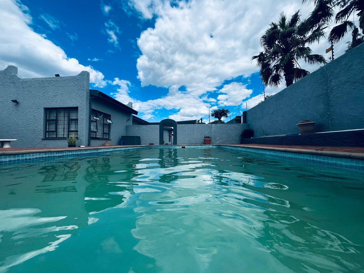 MannyR76 tweet media