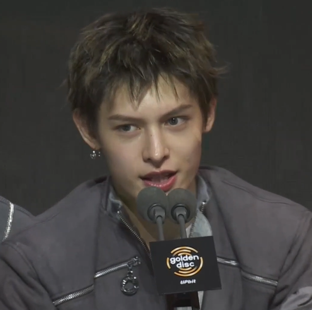 AboutMusicYT's tweet photo. James of CORTIS is glowing on stage at the Golden Disc Awards. https://t.co/1rNCuiFcgz