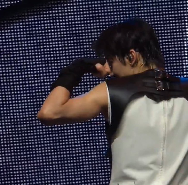 yorowasesn's tweet image. #NEEDTHAT