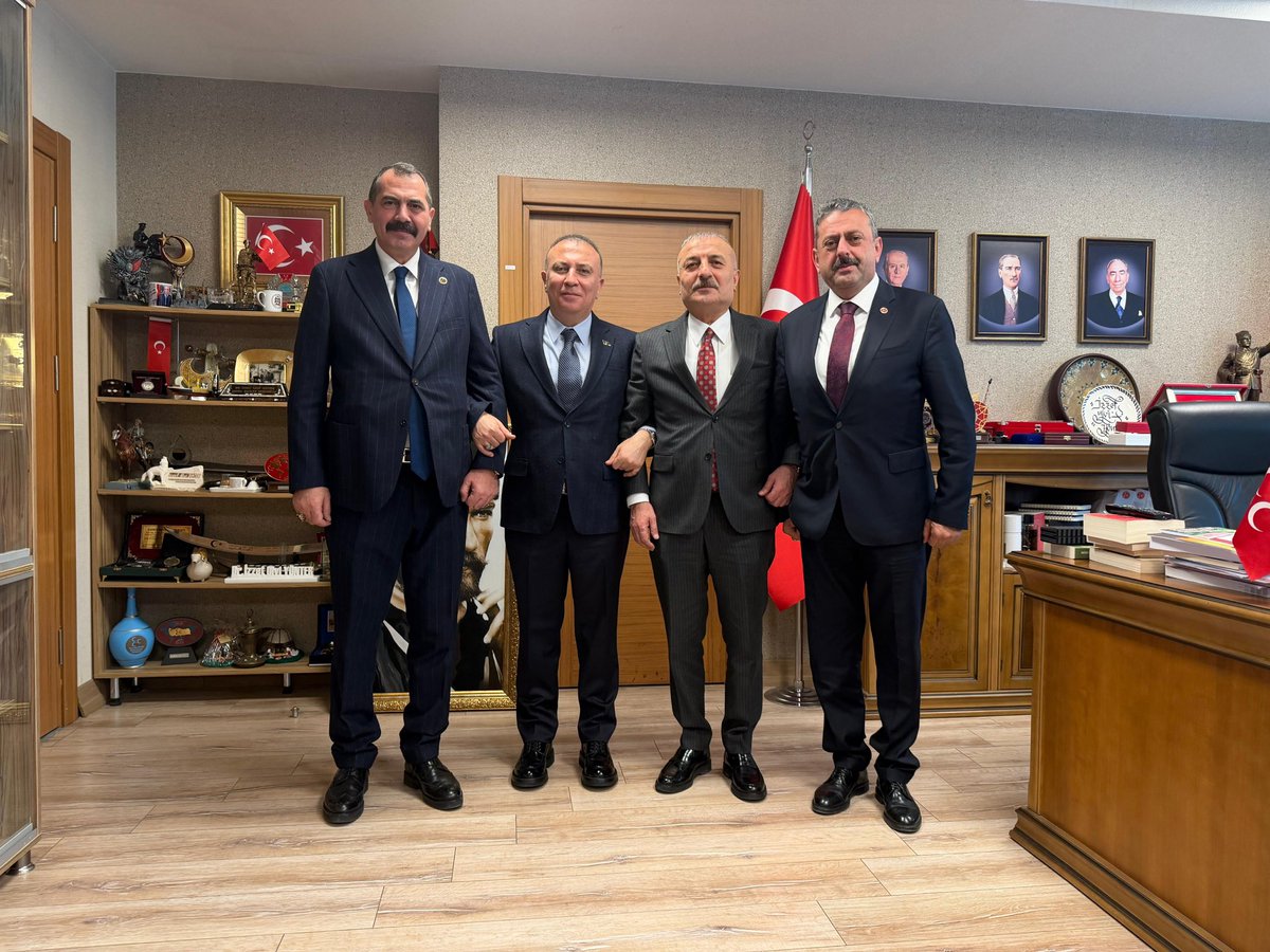 Genel Başkan Yardımcımız Sayın <a href="/UlviYonter/">Dr.İzzet Ulvi YÖNTER</a>’i  ziyaret ettik.