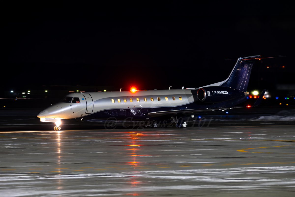 Cygnus201101's tweet photo. UP-EM025
Embraer ERJ-135BJ Legacy 650
Euro-Asia Air

昨年末に飛来したカザフスタン籍のE35L

December 27, 2025

#UPEM025 #E35L #EuroAsiaAir #CTS #RJCC #新千歳空港 https://t.co/lwcQ2WFMwK
