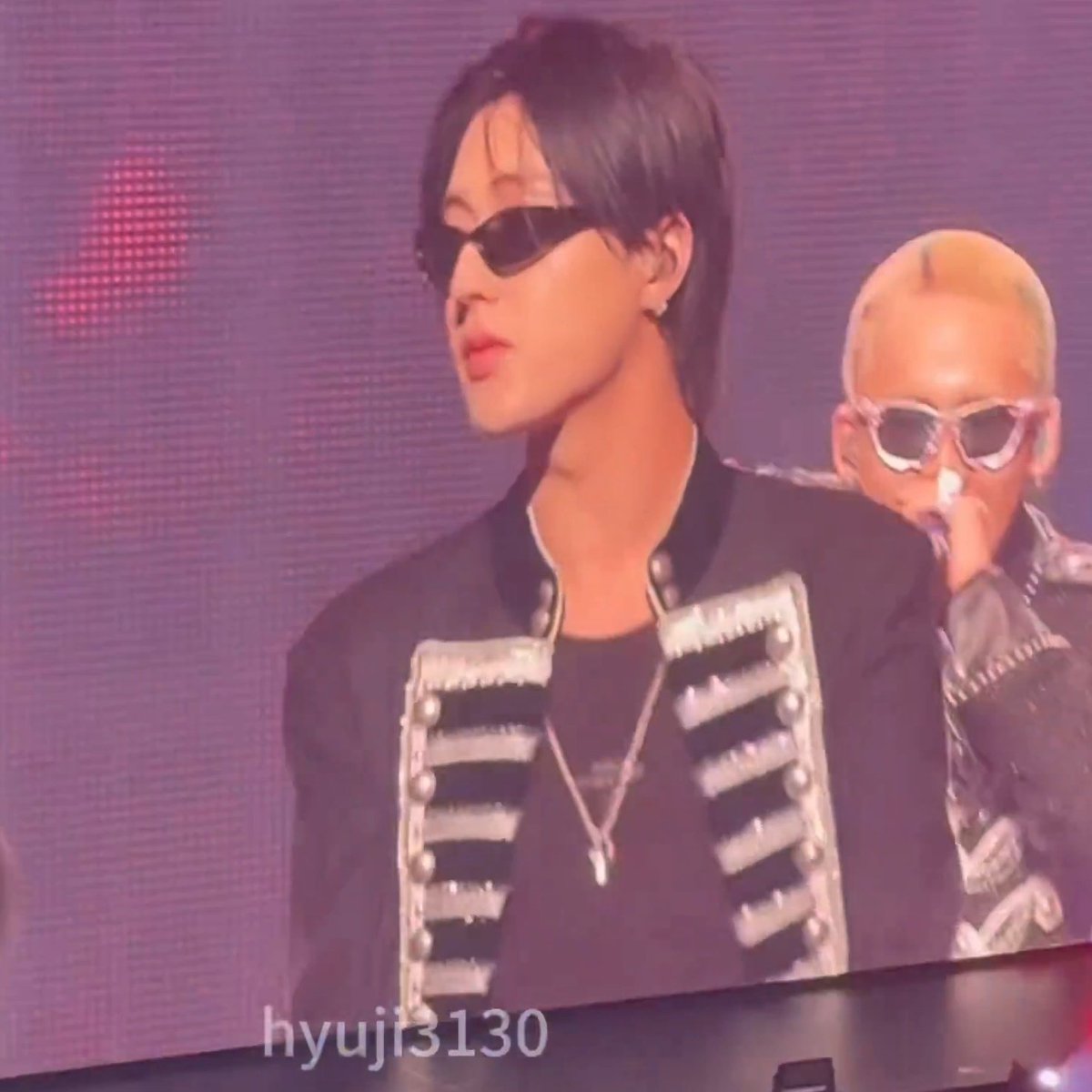 llama_ruru's tweet image. #haruto #하루토

haruto:                                  teumes: