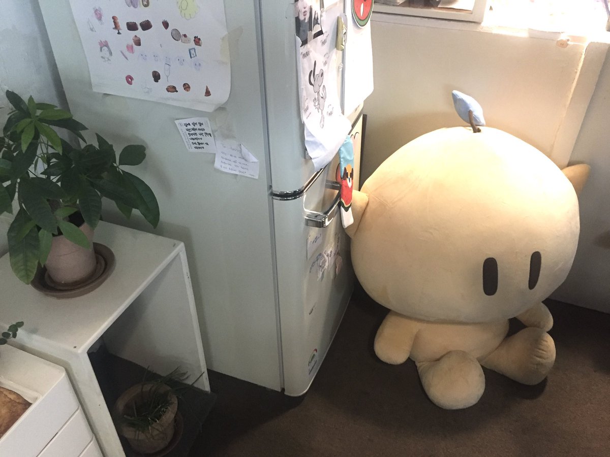 야구보러가고싶어…