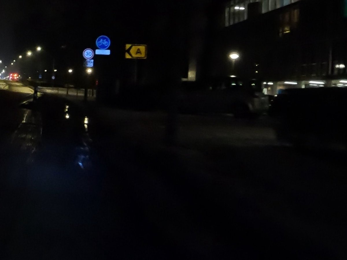 Bernard B tweet media