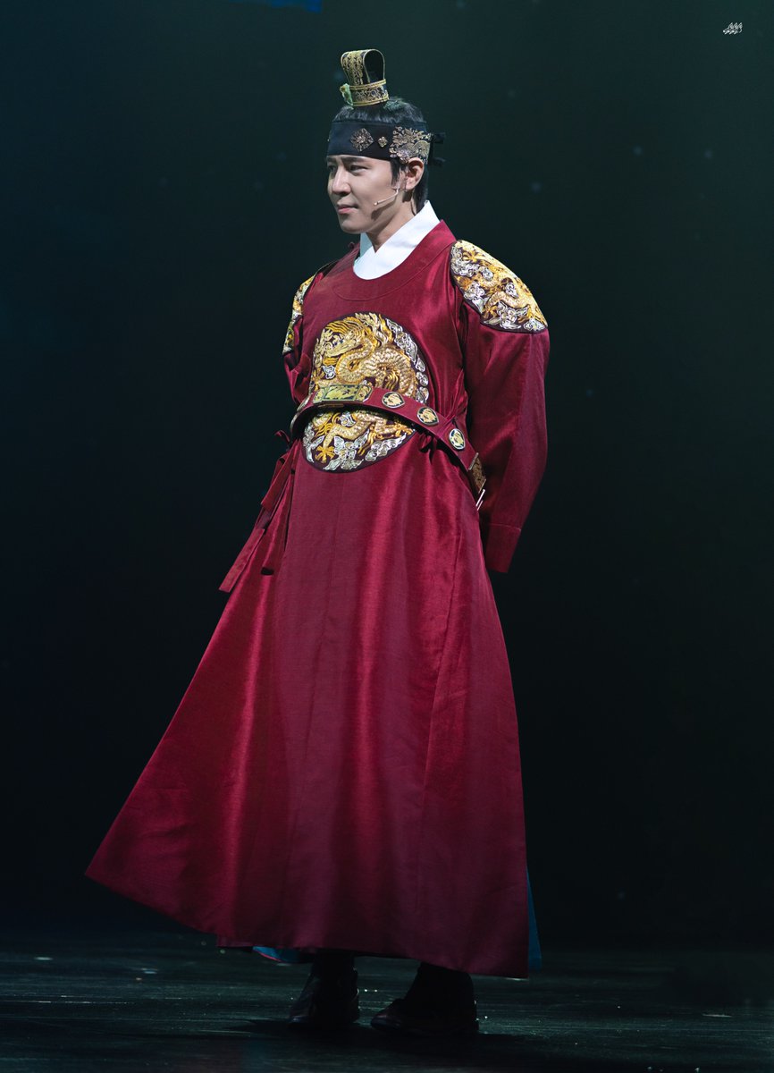 260107 뮤지컬 한복 입은 남자

이규형