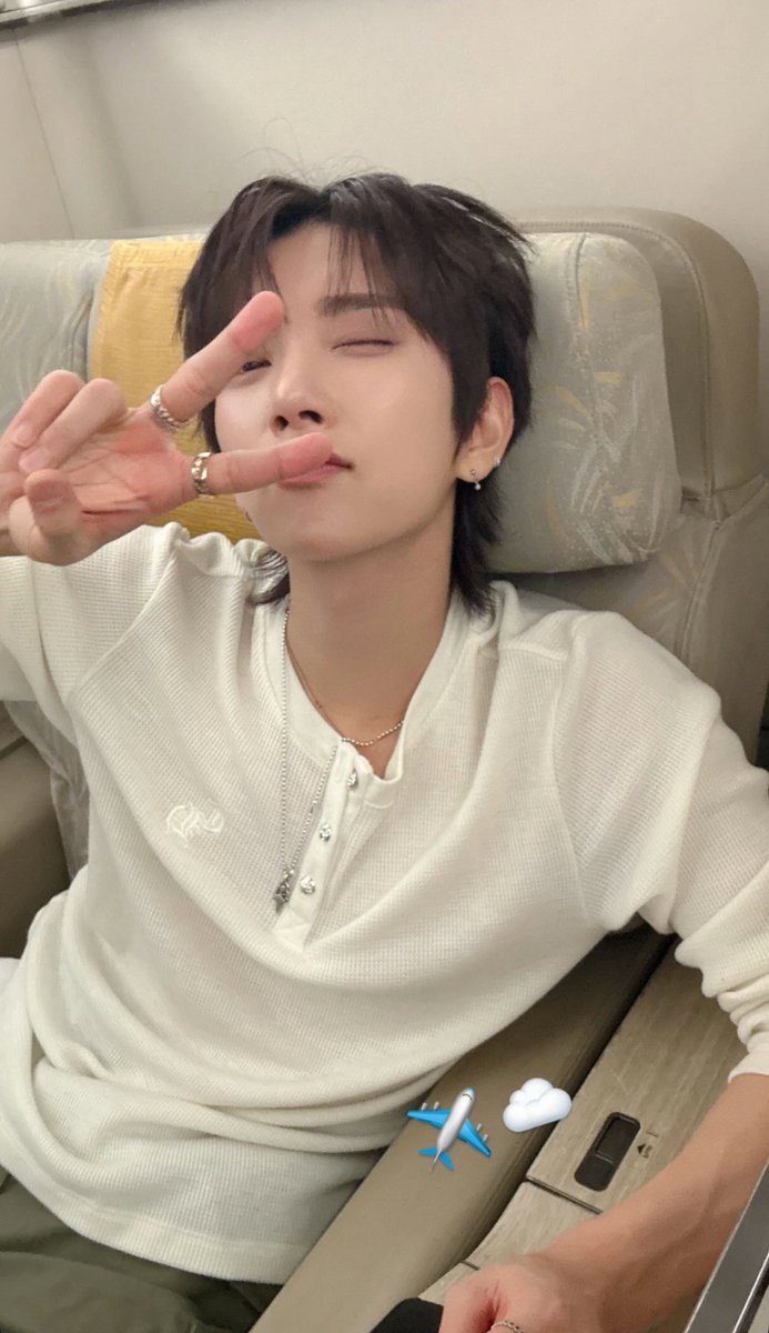 wonubliss's tweet image. joshu_acoustic ✈️🤍 #조슈아