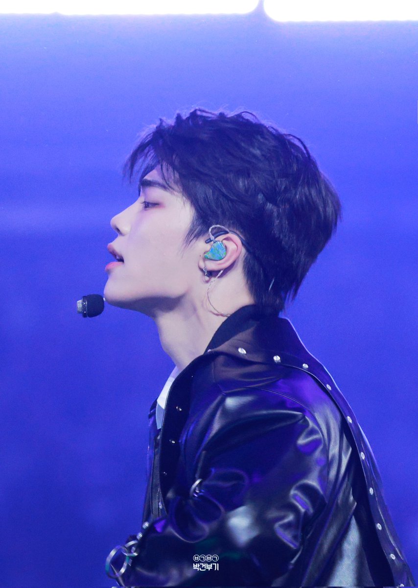 251225 SBS가요대전 박건욱
욱이가 욱이와 마주하다

#박건욱 #ZEROBASEONE #ZB1  #제베원 #제로베이스원 #가요대전 #SBS가요대전