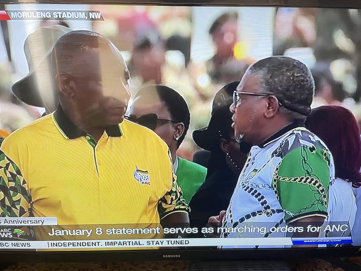 Shikwambanaman1's tweet image. What do you want me to do…. Go and fetch them yourself….. I told you these people don’t want to come…..😂😂😂😂😂😂😂