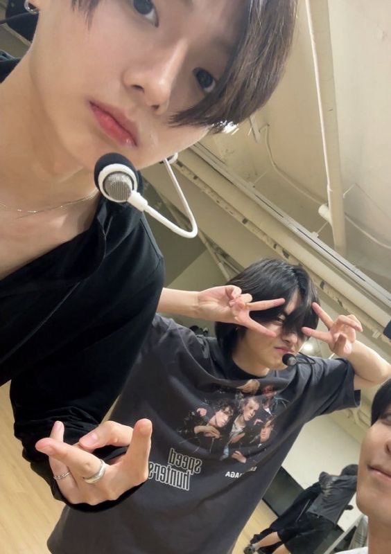 abrnoad's tweet image. leowonist meet !! 🥰❤️