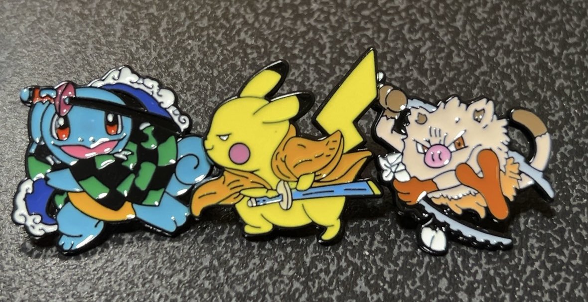 このピンバッジが可愛くて…。 #ポケモン #鬼滅の刃