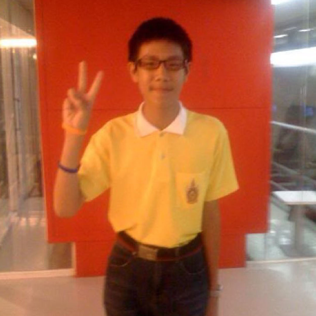 MisterGrtsp's tweet image. เด็กคนนั้นโตมา กลายเป็น…. ใคร #grtsp