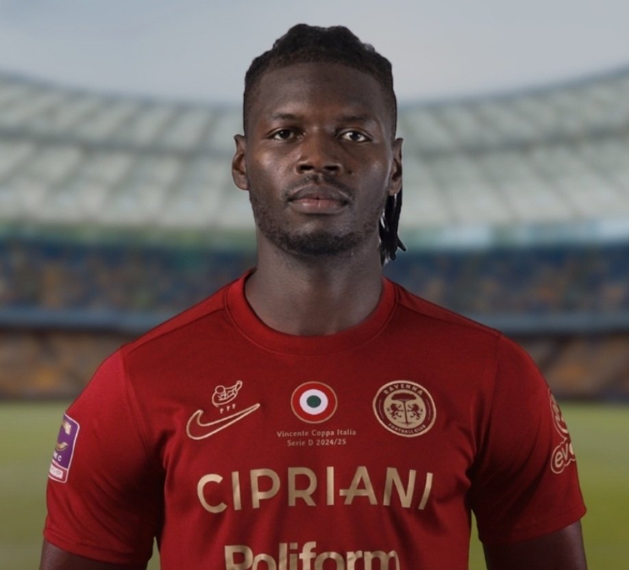 APaglia7's tweet image. Dopo aver trovato poco spazio al #Sudtirol, Jonathan #Italeng riparte dal #Ravenna per inseguire la promozione in Serie B con gli emiliani. La punta classe 2001 arriva in prestito con obbligo di riscatto condizionato dall'#Atalanta ✅️