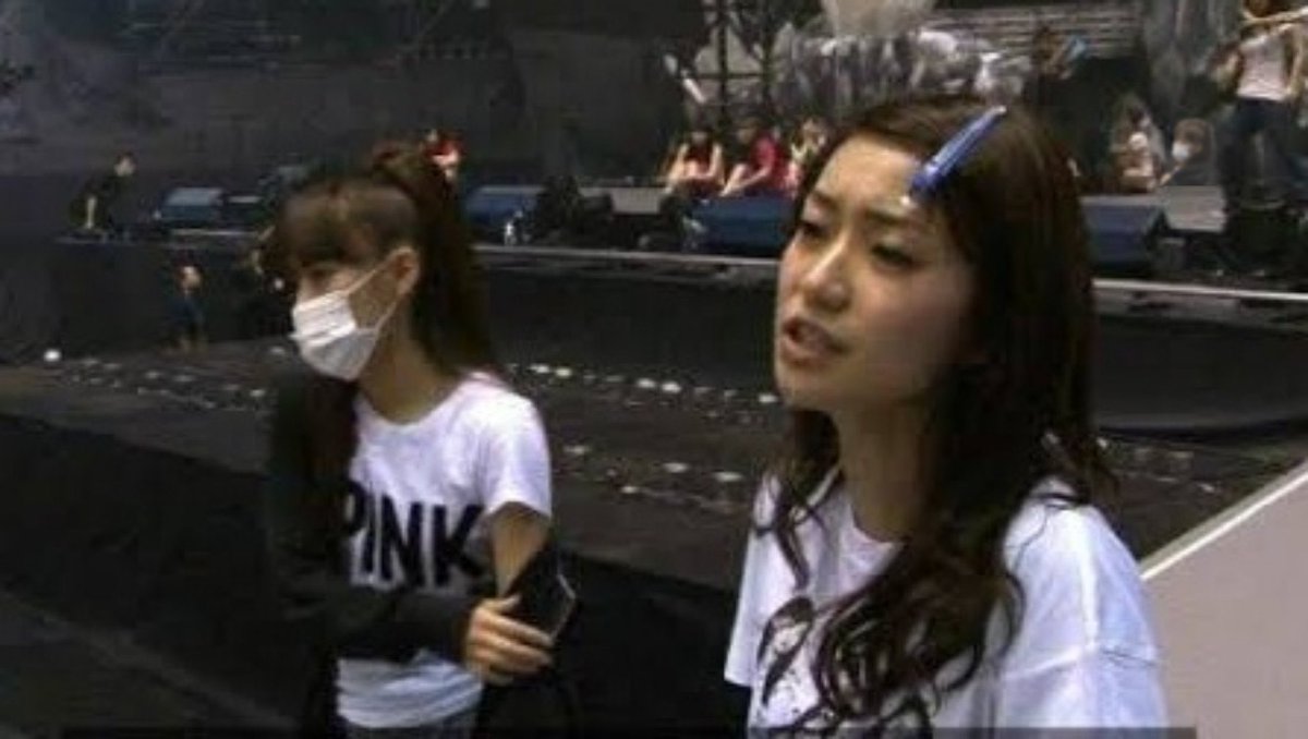 konomaehajimeHR's tweet image. 【海外の話題を切り抜いたショート動画】
具合悪いんだからふさげるなと女性が激怒しています