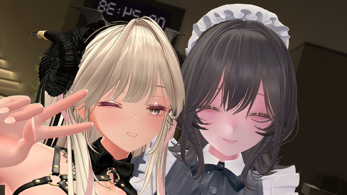 直近のツーショット! 