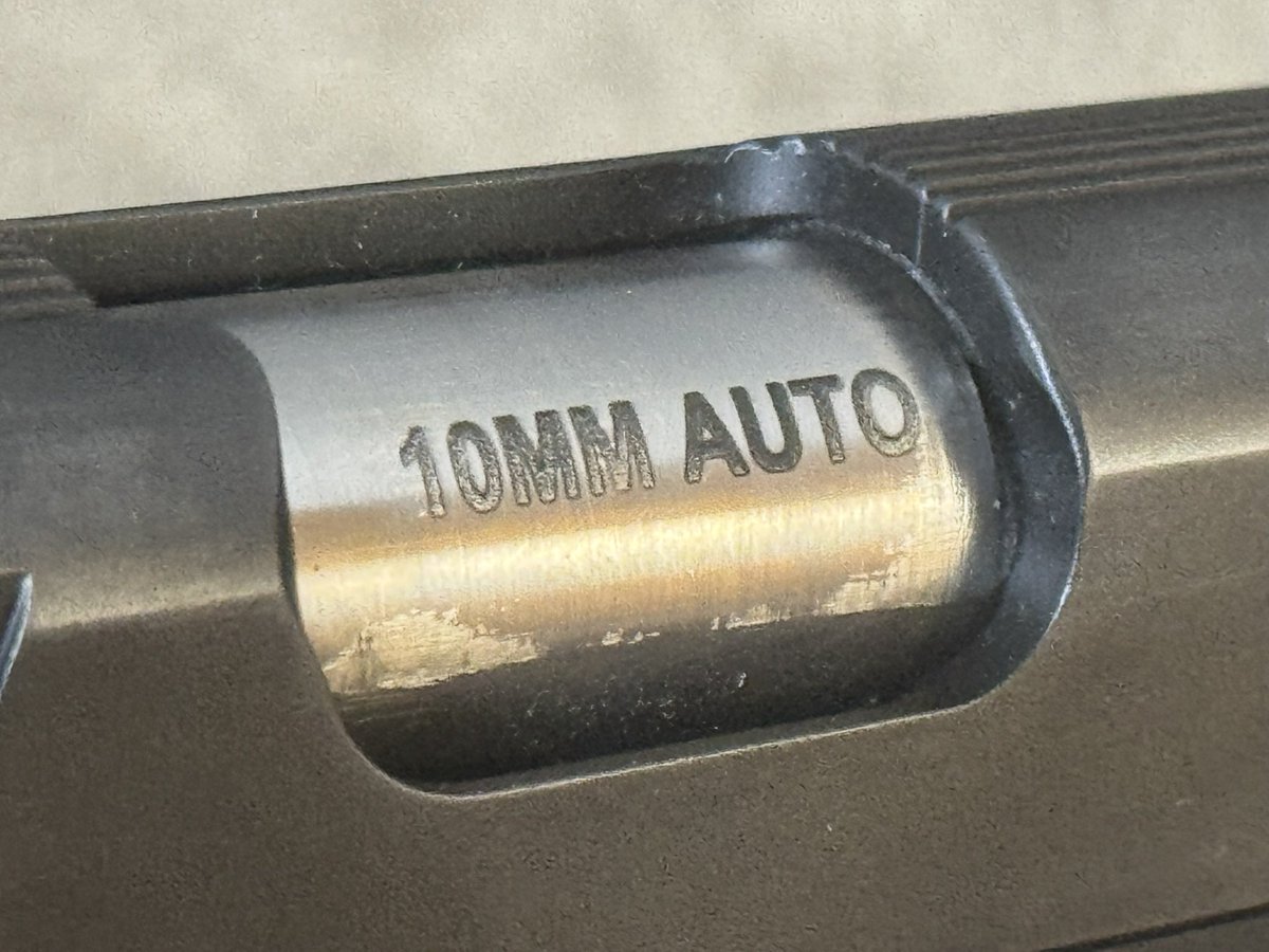 Guntalk's tweet image. Crooks wearing bullet resistant vests?  A cop called Gun Talk last week and said he carries a 10mm off duty because they are finding young thugs wearing vests. Said he wants a round that breaks ribs. Thoughts?
