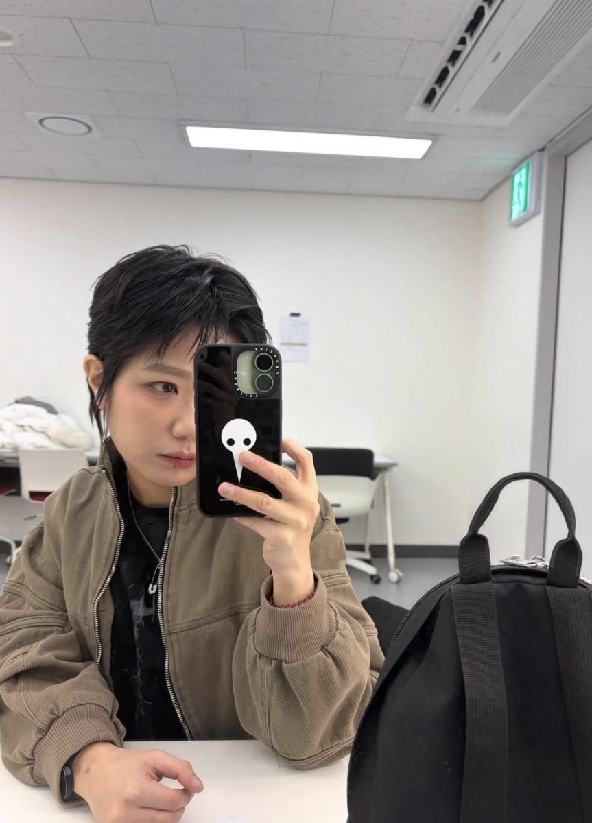 언ㄴㅣ폰 바꾸셨네요 말차로!! 
그치만 케이스는 바꾸지 못하겠다는 의지