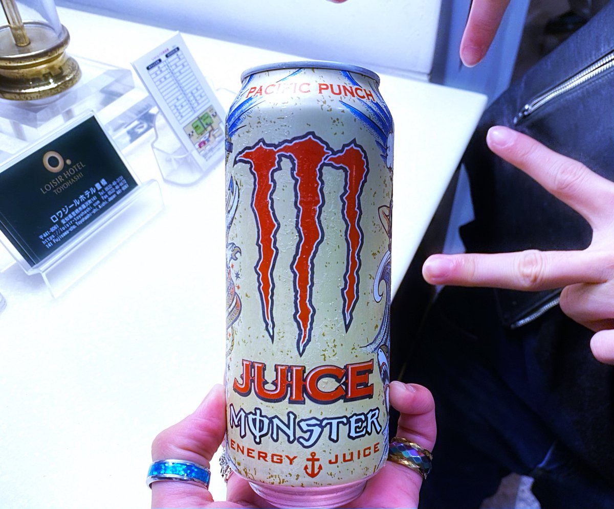 Landia_Dragon's tweet photo. Today's-ENERGY-

知り合いと合流してJMoF堪能してきたぜ!!
@tetra_masha 今日はありがとね!!また明日回りましょ!
今日は『#PACIFICPUNCH』🪽

#MonsterEnergy #JUICEMonster #エナジードリンクライフ https://t.co/9aXsE1v865