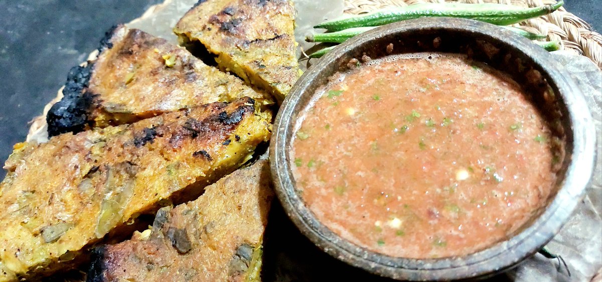 ମକର ସମୟରେ ମୟୁରଭଞ୍ଜ,କେନ୍ଦୁଝରରେ ମାଂସ ପିଠା ହେଉଥିବାର ଆପଣମାନେ ଶୁଣିଥିବେ।ଏଠାରେ ବସବାସ କରୁଥିବା ବିଭିନ୍ନ ଜନଜାତି ମାନେ "ଶିମ୍ବପିଠା" ମଧ୍ୟ କରିଥାନ୍ତି,ଯାହାକି ଖାଇବାକୁ ବହୁତ ସୁଆଦିଆ ଲାଗେ ।
#ଶିମ୍ବପିଠା #SimbaPitha 
#odiafood #traditional #pitha 
#MakarSankranti
👇😊🙏

youtu.be/yEsHXBicfzE?si…

#Odisha