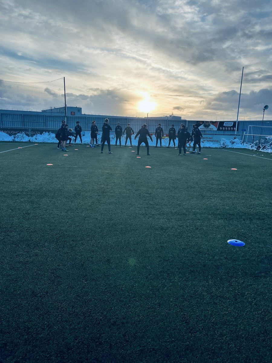 Hall Russell United FC tweet media