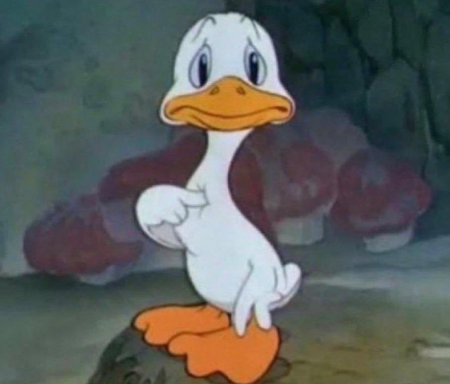 MacGabz_'s tweet image. A mí? 🧐