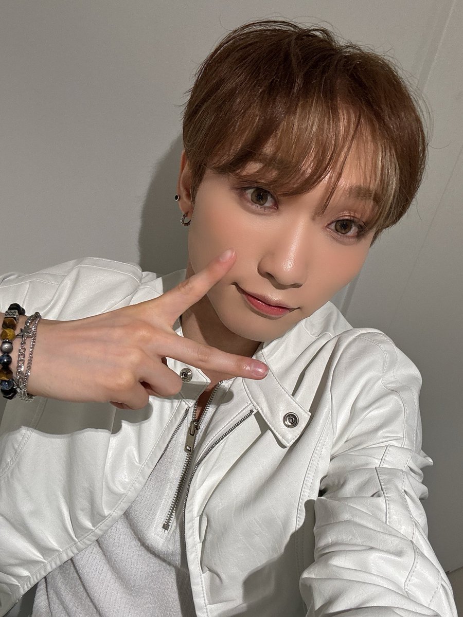 DKB_japan's tweet image. 🤳🏻🩵

#DKB #다크비 #ダークビー
#JUNSEO #YUKU #HARRY_JUNE
#DKB_The3rdConcert_inJapan
#Vanguard