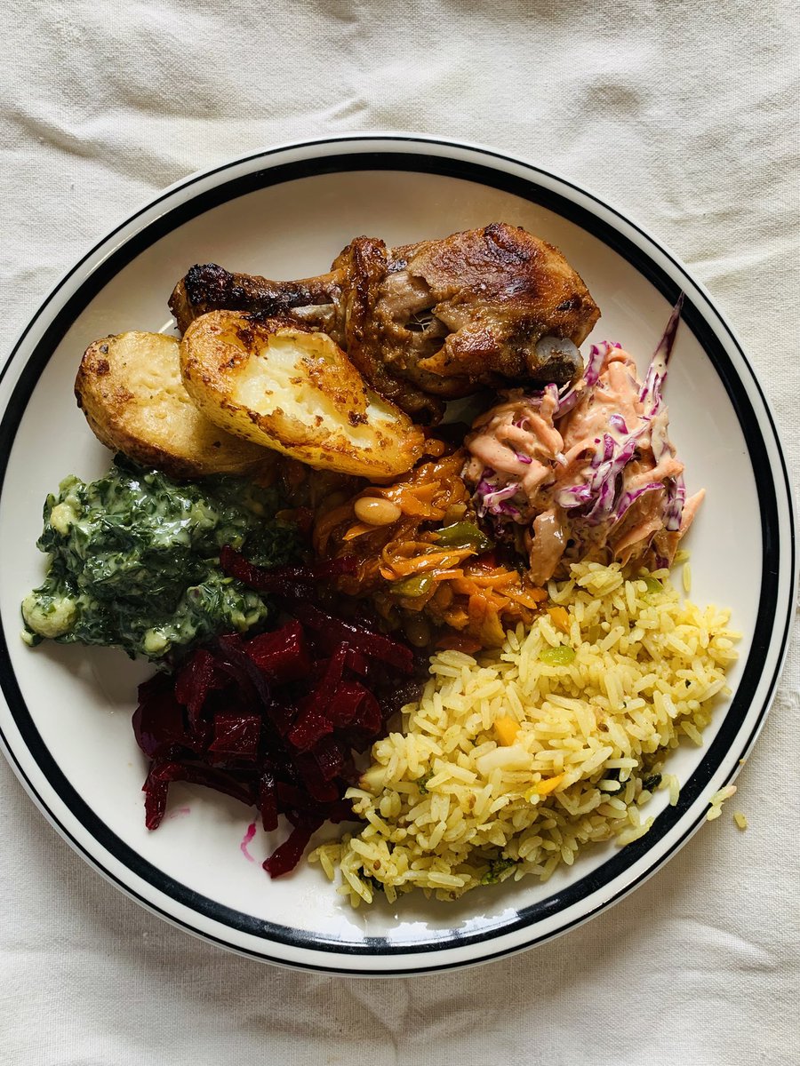 MchumaneB's tweet photo. 🥹😍❤️ In my Onezwa Mbola Era ekhaya  #KwaNolali #Tsolo #EasternCape #KwaNosiNtu 

F3: prepared a meal the other day ndisiya eMgidini ndibaleka abantu abazothi “Silambile ubuya nini??” 🙌🏾 

All prepared sides from the garden. ❤️ https://t.co/GmPOFsdJd0